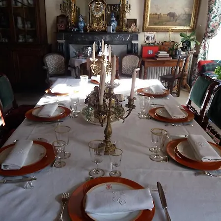 住宿加早餐酒店 Chateau De Pont-sal Plougoumelen